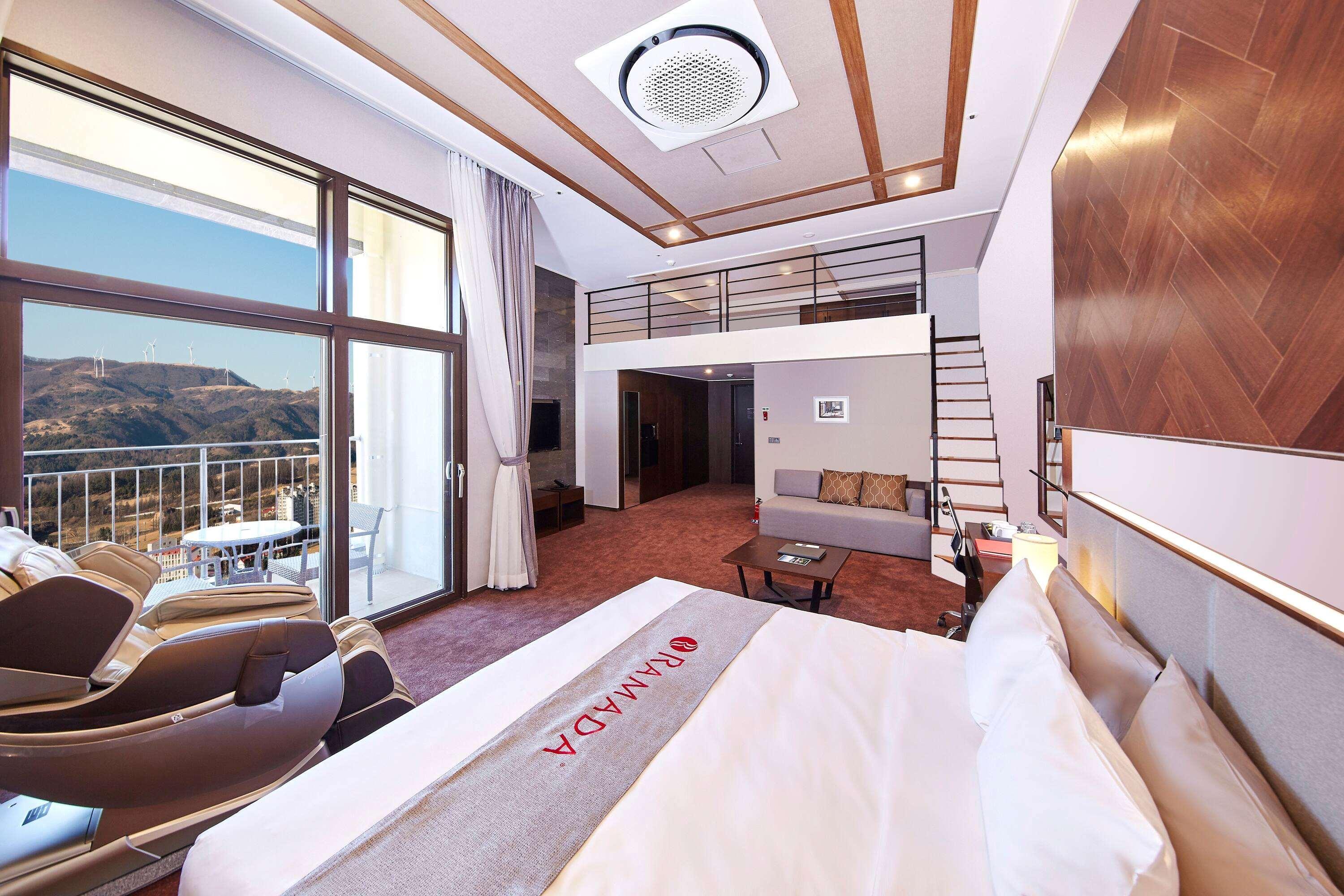 Ramada Hotel & Suite By Wyndham Gangwon Pyeongchang Exterior foto