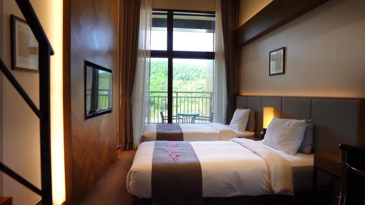 Ramada Hotel & Suite By Wyndham Gangwon Pyeongchang Exterior foto