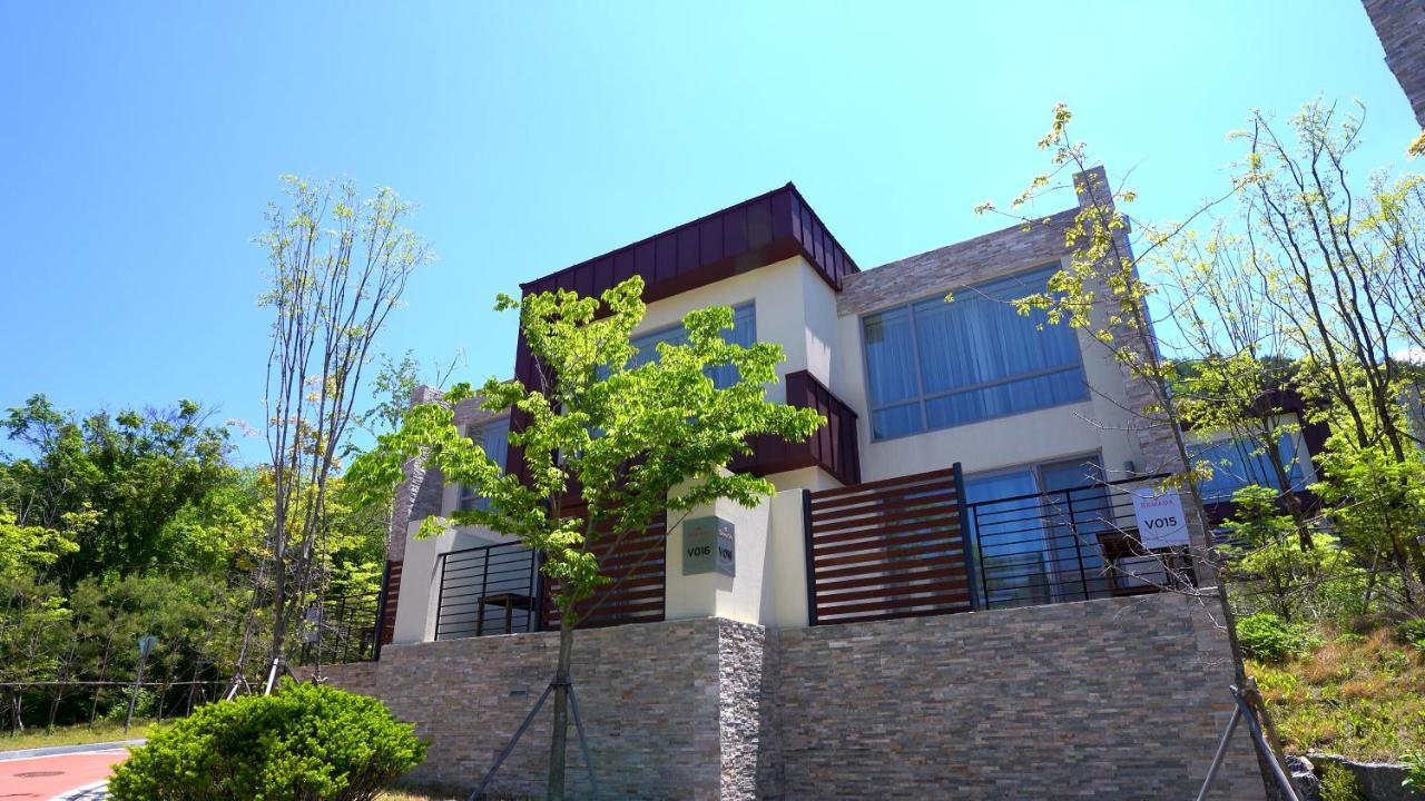 Ramada Hotel & Suite By Wyndham Gangwon Pyeongchang Exterior foto